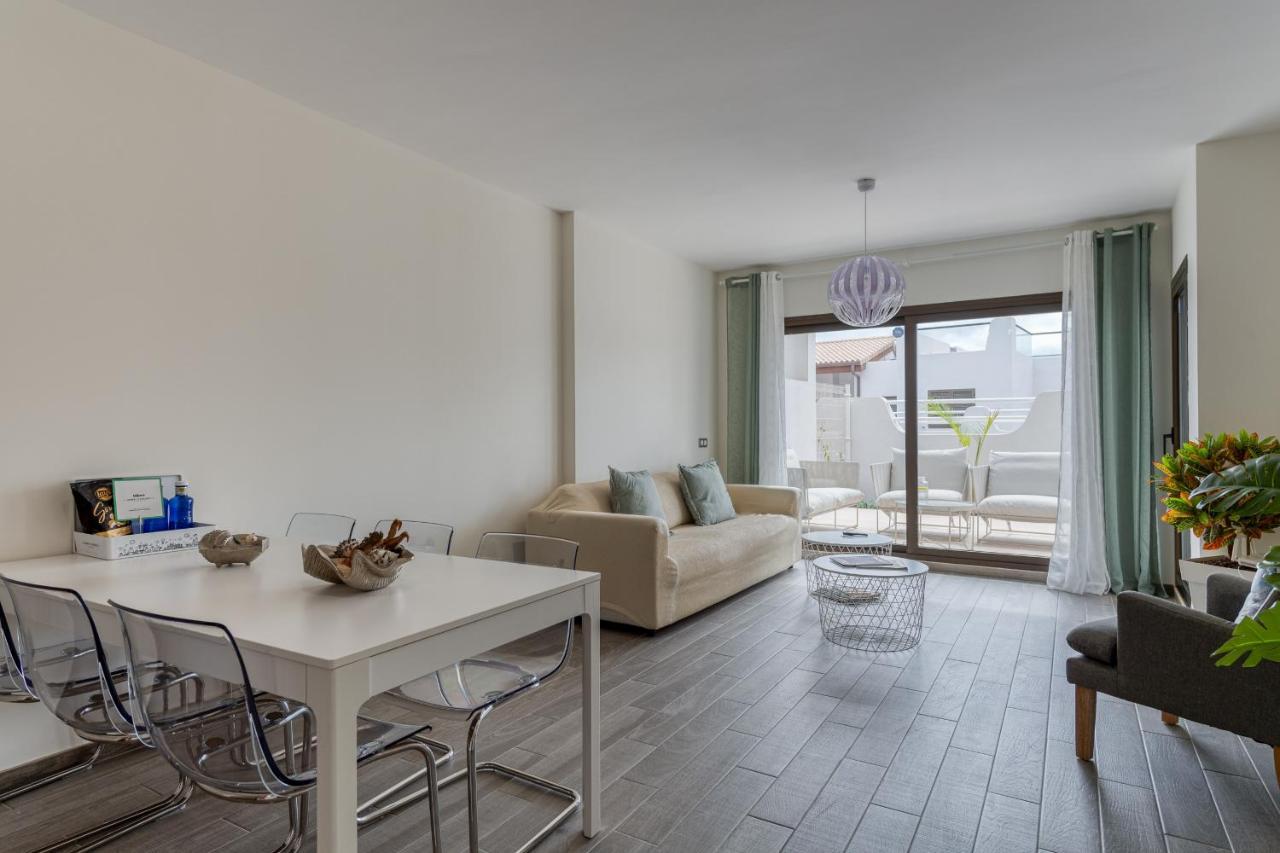 Homeforguest Flat With Large Terrace In Modern Residential Complex With Swimming Pool Caleta De Fuste Exterior photo