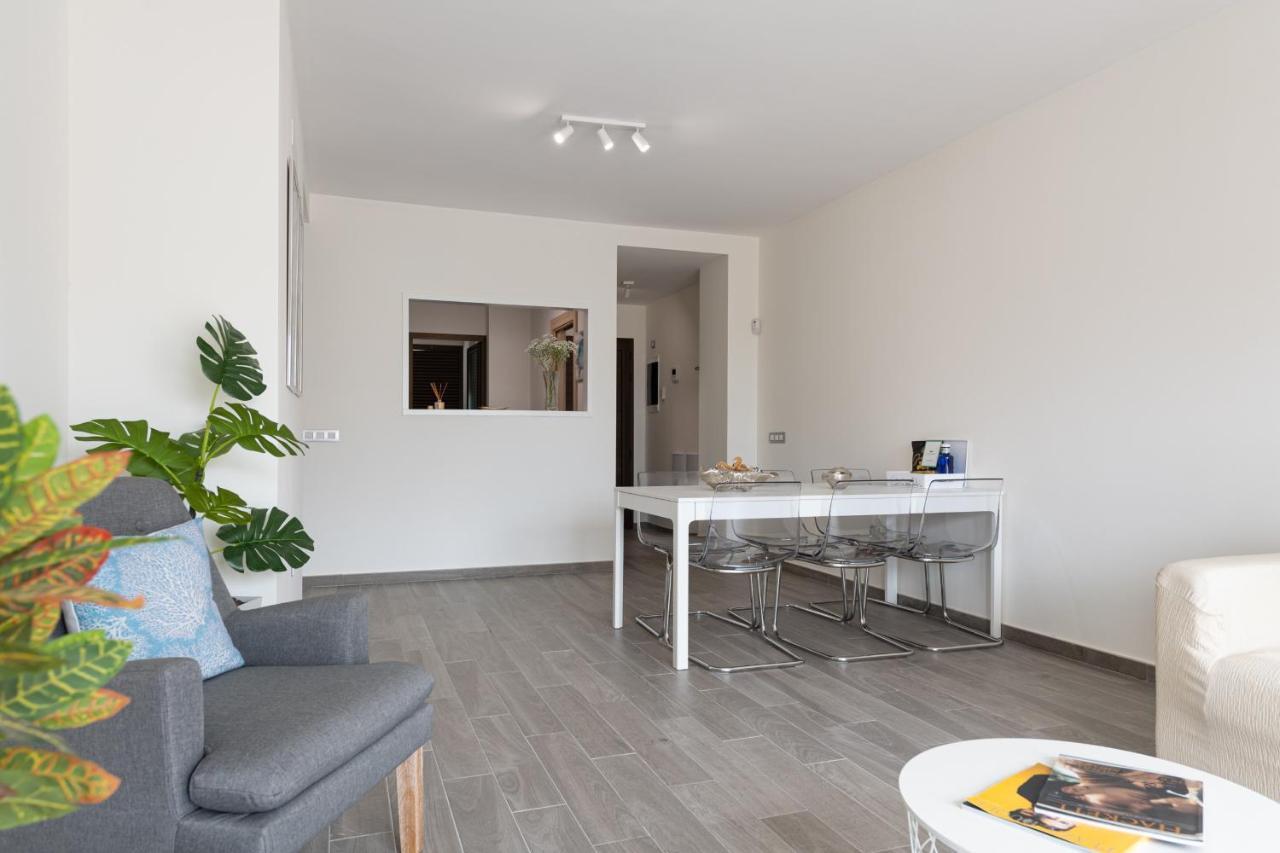 Homeforguest Flat With Large Terrace In Modern Residential Complex With Swimming Pool Caleta De Fuste Exterior photo